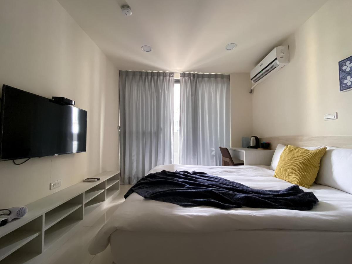 Hotel Sleeping Quilt Taichung Exterior foto