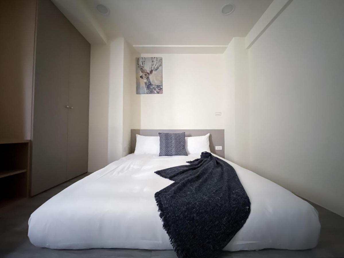 Hotel Sleeping Quilt Taichung Exterior foto