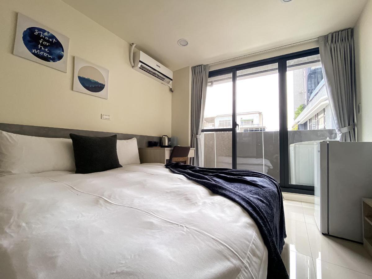 Hotel Sleeping Quilt Taichung Exterior foto
