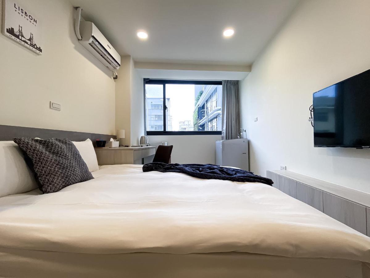 Hotel Sleeping Quilt Taichung Exterior foto