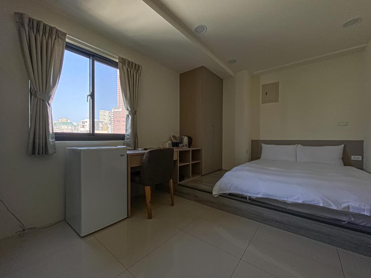 Hotel Sleeping Quilt Taichung Exterior foto